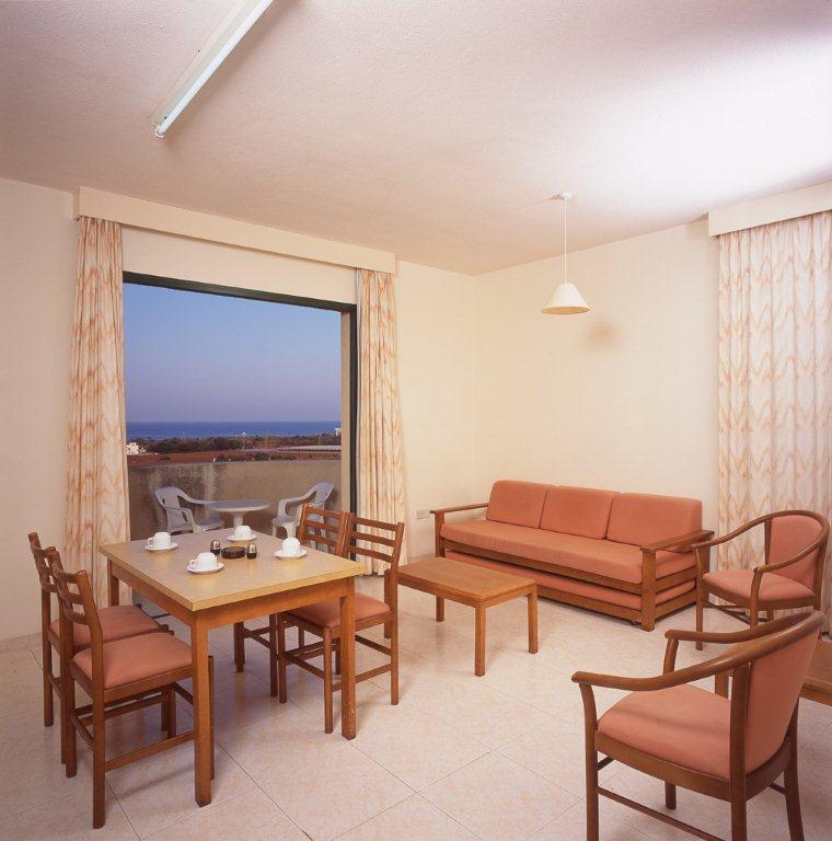 Mandalena Hotel Apartments Protaras Buitenkant foto