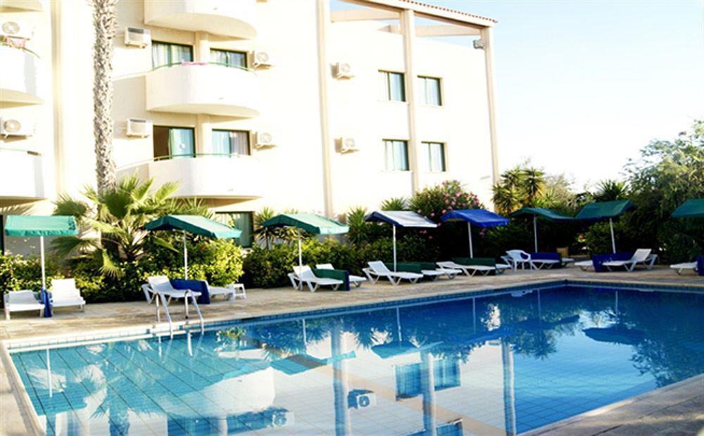Mandalena Hotel Apartments Protaras Buitenkant foto