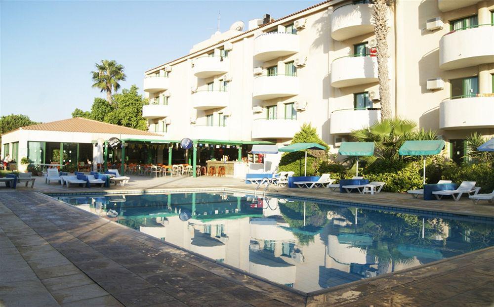 Mandalena Hotel Apartments Protaras Buitenkant foto
