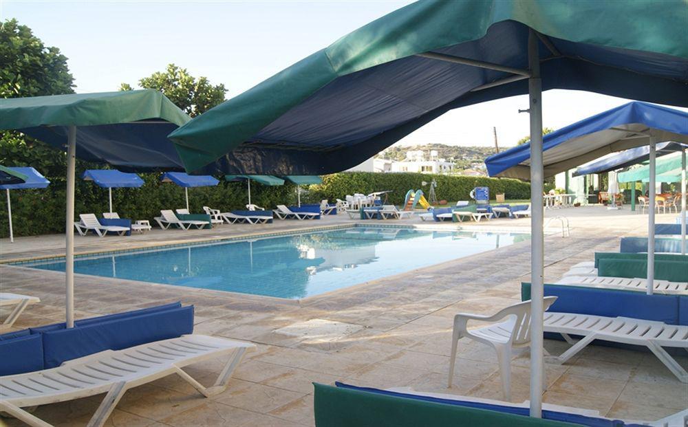 Mandalena Hotel Apartments Protaras Buitenkant foto