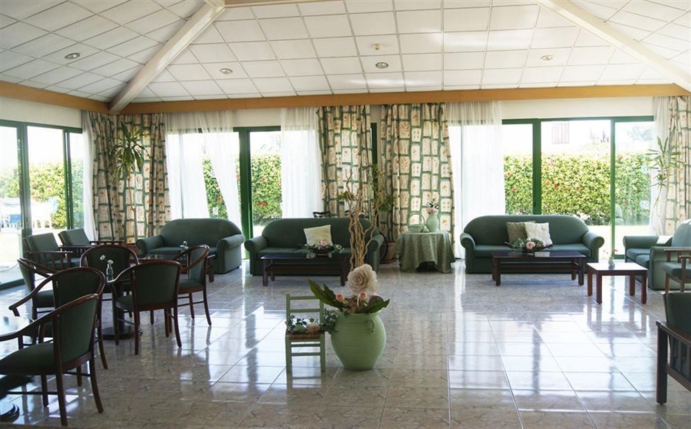 Mandalena Hotel Apartments Protaras Buitenkant foto