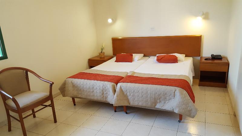 Mandalena Hotel Apartments Protaras Buitenkant foto