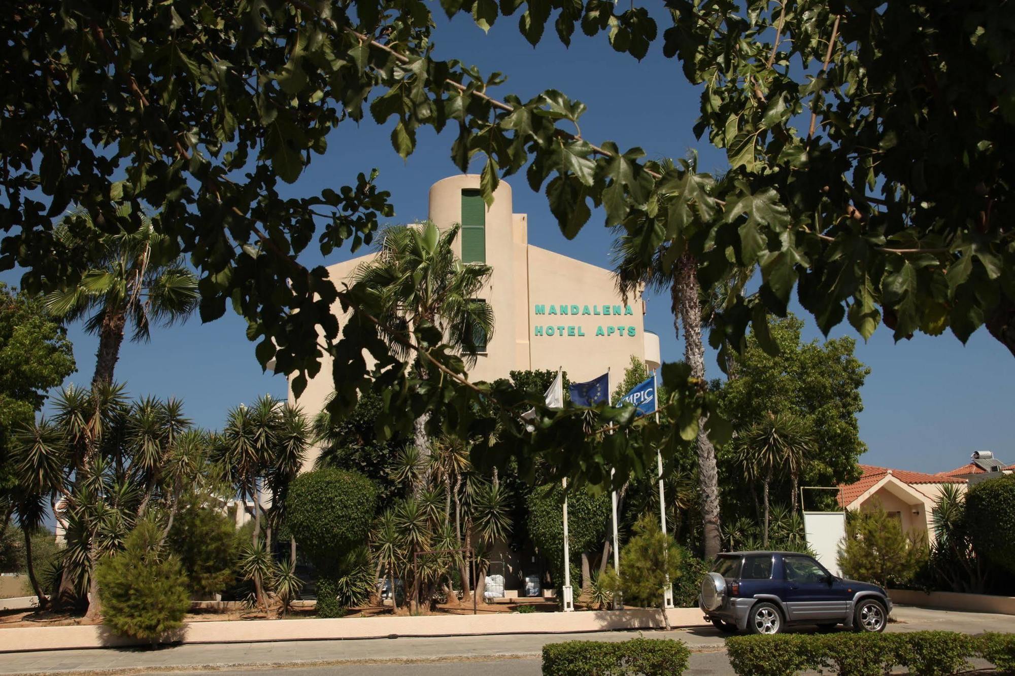Mandalena Hotel Apartments Protaras Buitenkant foto